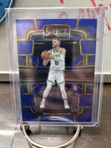 2023-24 Select Basketball Kristaps Porzingis Blue Prizm Concourse #62