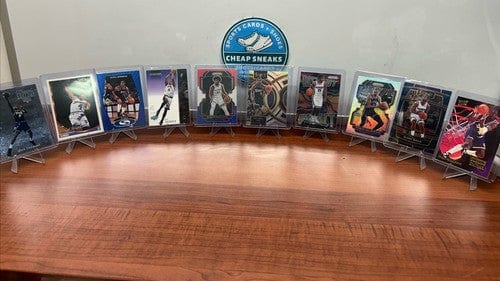 Sacromento Kings Lot (10) With Past And Current Players Richmond,Webb,