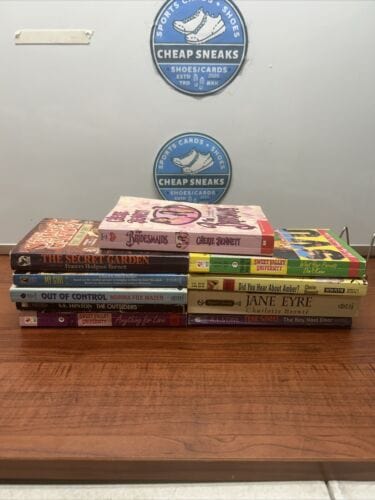 Teanage Girls Books Lot Of (10) Sweet Valley University, Bridesmaids,