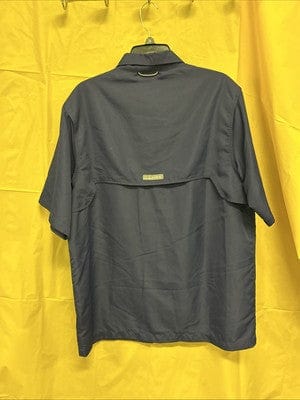Habit Fishing shirt Men’s Size Medium Vented, Harvie &Crosbie Med Bu