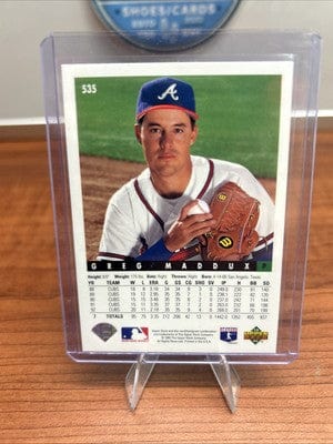 Cheap Sneaks Footwear/Sports Cards 1993 Upper Deck - #535 Greg Maddux