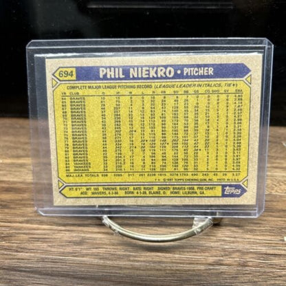 Cheap Sneaks Footwear/Sports Cards Baseball Card 1987 Topps Phil Niekro  Cleveland Indians #694 Near Mint NM