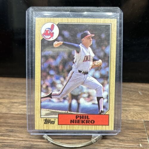 Cheap Sneaks Footwear/Sports Cards Baseball Card 1987 Topps Phil Niekro  Cleveland Indians #694 Near Mint NM