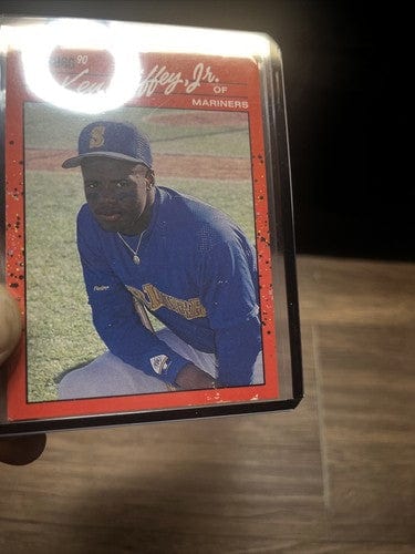 Cheap Sneaks Footwear/Sports Cards Baseball Card 1990 Donruss  #365 Ken Griffey Jr. Seattle Mariners
