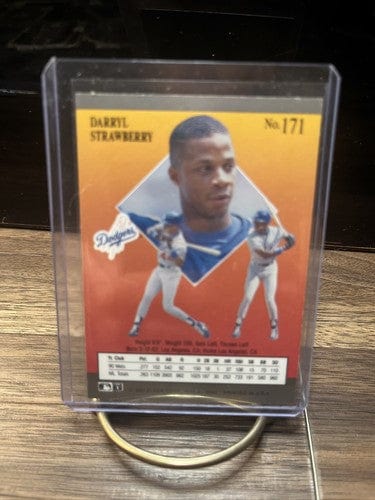 Cheap Sneaks Footwear/Sports Cards Baseball Card 1991 Fleer Ultra Baseball Card #171 Darryl Strawberry Dodgers Outfield