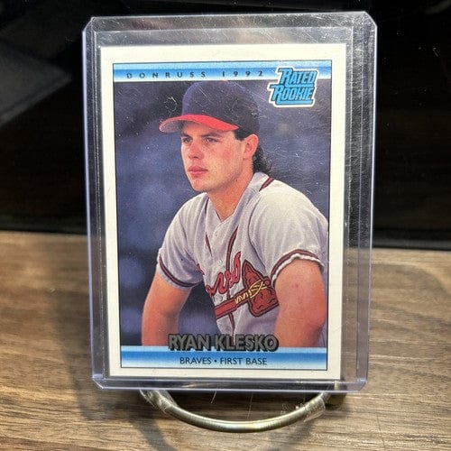 Cheap Sneaks Footwear/Sports Cards Baseball Card 1992 Donruss Baseball. Ryan Klesko Rated Rookie #13. Atlanta Braves.