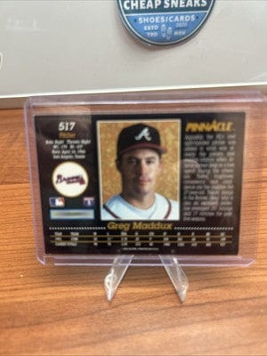 Cheap Sneaks Footwear/Sports Cards Baseball Card 1993 Pinnacle Greg Maddux #517 Atlanta Braves