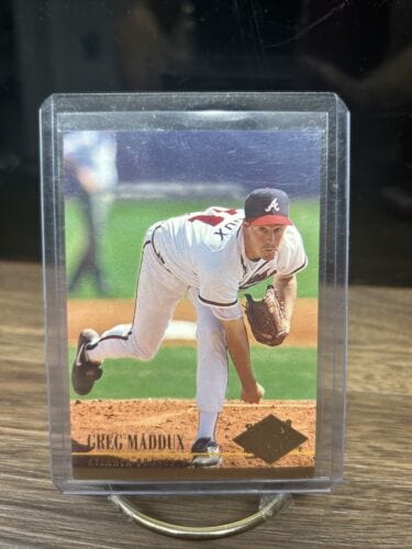 Cheap Sneaks Footwear/Sports Cards Baseball Card 1994 Fleer Ultra Greg Maddux #446 Atlanta Braves Hall of Fame HOF Base