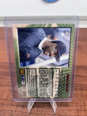 Cheap Sneaks Footwear/Sports Cards Baseball Card 1995 Pacific #373 Barry Bonds