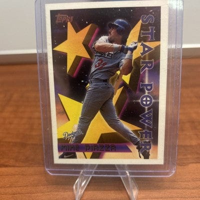 Cheap Sneaks Footwear/Sports Cards Baseball Card 1996 Topps MIKE PIAZZA Baseball Card #2 Los Angeles Dodgers MINT in to