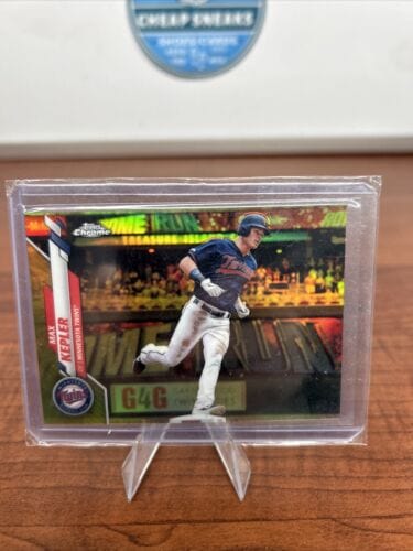 Cheap Sneaks Footwear/Sports Cards Baseball Card 2020 Topps Chrome Max Kepler Twins #124 Gold Refractor Rare Short Prin