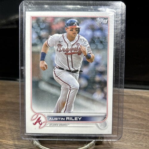 Cheap Sneaks Footwear/Sports Cards Baseball Card 2022  Topps    Austin Riley  #115  Atlanta Braves