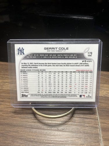 Cheap Sneaks Footwear/Sports Cards Baseball Card 2022 Topps Chrome #179 Gerrit Cole XFRACTOR refractor card Yankees
