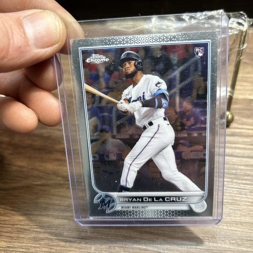 Cheap Sneaks Footwear/Sports Cards Baseball Card 2022 Topps Chrome BRYAN DE LA CRUZ RC Miami Marlins Rookie #216
