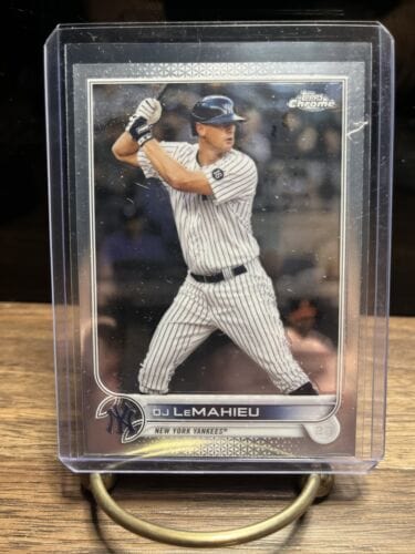 Cheap Sneaks Footwear/Sports Cards Baseball Card 2022 TOPPS CHROME DJ LEMAHIEU NEW YORK YANKEES #20