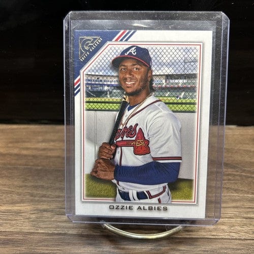 Cheap Sneaks Footwear/Sports Cards Baseball Card 2022 Topps Gallery Baseball #14 Ozzie Albies Atlanta Braves