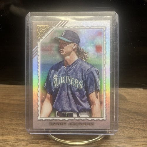 Cheap Sneaks Footwear/Sports Cards Baseball Card 2022 Topps Gallery Randy Johnson Rainbow foil Parallel SP Mariners