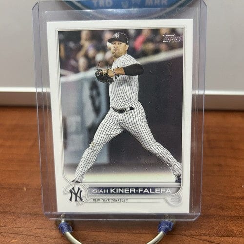 Cheap Sneaks Footwear/Sports Cards Baseball Card 2022 Topps Update #US-119 Isiah Kiner-Falefa New York Yankees