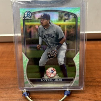 Cheap Sneaks Footwear/Sports Cards Baseball Card 2023 Bowman Roderick Arias Chrome Lunar Glow Refractor NY Yankees BCP-