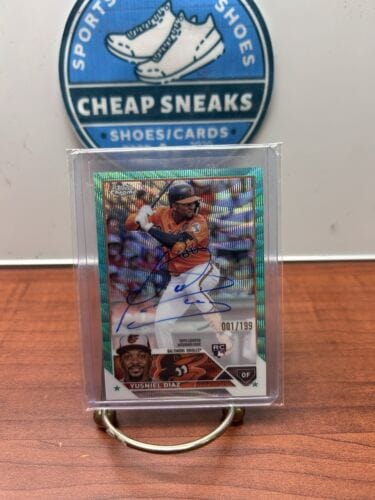 Cheap Sneaks Footwear/Sports Cards Baseball Card 2023 Topps Chrome Yusniel Diaz Aqua Wave RC Auto #01!!!/199 Baltimore