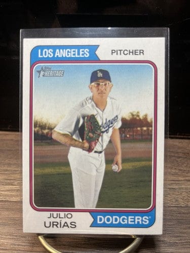 Cheap Sneaks Footwear/Sports Cards Baseball Card 2023 Topps Heritage Julio Urias #56 Los Ángeles Dodgers