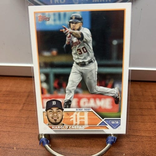 Cheap Sneaks Footwear/Sports Cards Baseball Card 2023 Topps Series 1 Baseball Harold Castro #126 Detroit Tigers