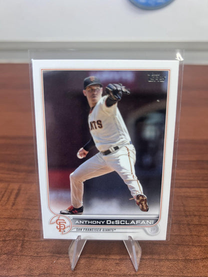 Cheap Sneaks Footwear/Sports Cards Baseball Card Anthony DeSclafani 2022 Topps #137 San Francisco Giants
