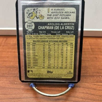 Cheap Sneaks Footwear/Sports Cards Baseball Card Aroldis Chapman 2022 Topps Heritage New York Yankees #287 Card