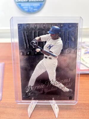 Cheap Sneaks Footwear/Sports Cards Baseball Card Bernie Williams 1999 Metal Universe #17 New York Yankees