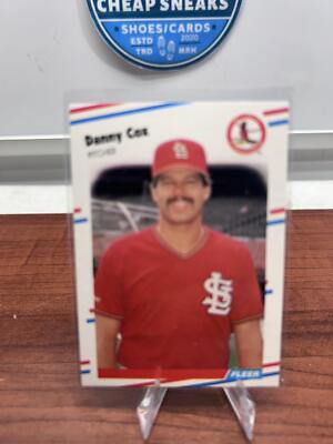 Cheap Sneaks Footwear/Sports Cards Baseball Card Danny Cox 1988 Fleer #28 St. Louis Cardinals