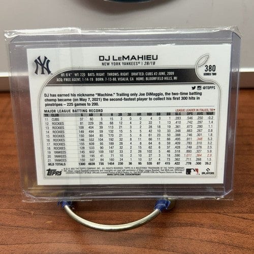 Cheap Sneaks Footwear/Sports Cards Baseball Card DJ LeMahieu 2022 Topps Series Two Baseball Card #380 New York Yankees