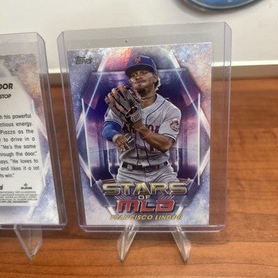 Cheap Sneaks Footwear/Sports Cards Baseball Card Francisco Lindor 2023 Topps Series 1  Stars Of MLB Refractor Card #SML