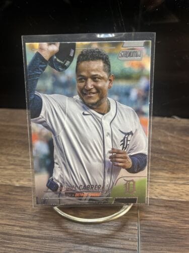 Cheap Sneaks Footwear/Sports Cards Baseball Card Green Wave Refractor Autograph #26/199 2022 Stadium Club Miguel Cabrera Detroit Tigers No 180