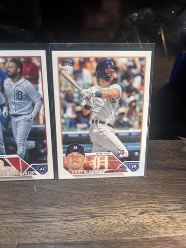 Cheap Sneaks Footwear/Sports Cards Baseball Card Green Wave Refractor Autograph #26/199 Detroit Tigers 4 Card Lot S.Torkelson,M. Cabrera,Greene, Clemens