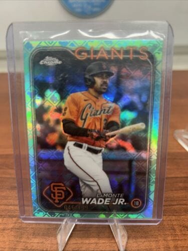 Cheap Sneaks Footwear/Sports Cards Baseball Card LaMonte Wade Jr. 2024 Topps Chrome Aqua Refractors 46/199 #222