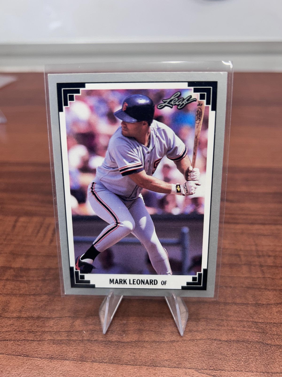 Cheap Sneaks Footwear/Sports Cards Baseball Card Mark Leonard RC 1991 Leaf #369 San Francisco Giants