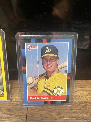 Cheap Sneaks Footwear/Sports Cards Baseball Card Mark McGwire 3 Card Lot Oakland Athletics Baseball