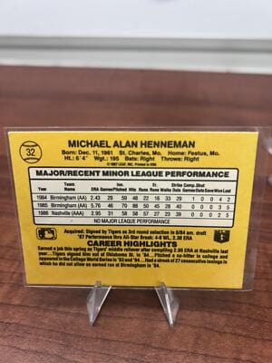 Cheap Sneaks Footwear/Sports Cards Baseball Card Mike Henneman 1987 Donruss The Rookies #32 Detroit Tigers