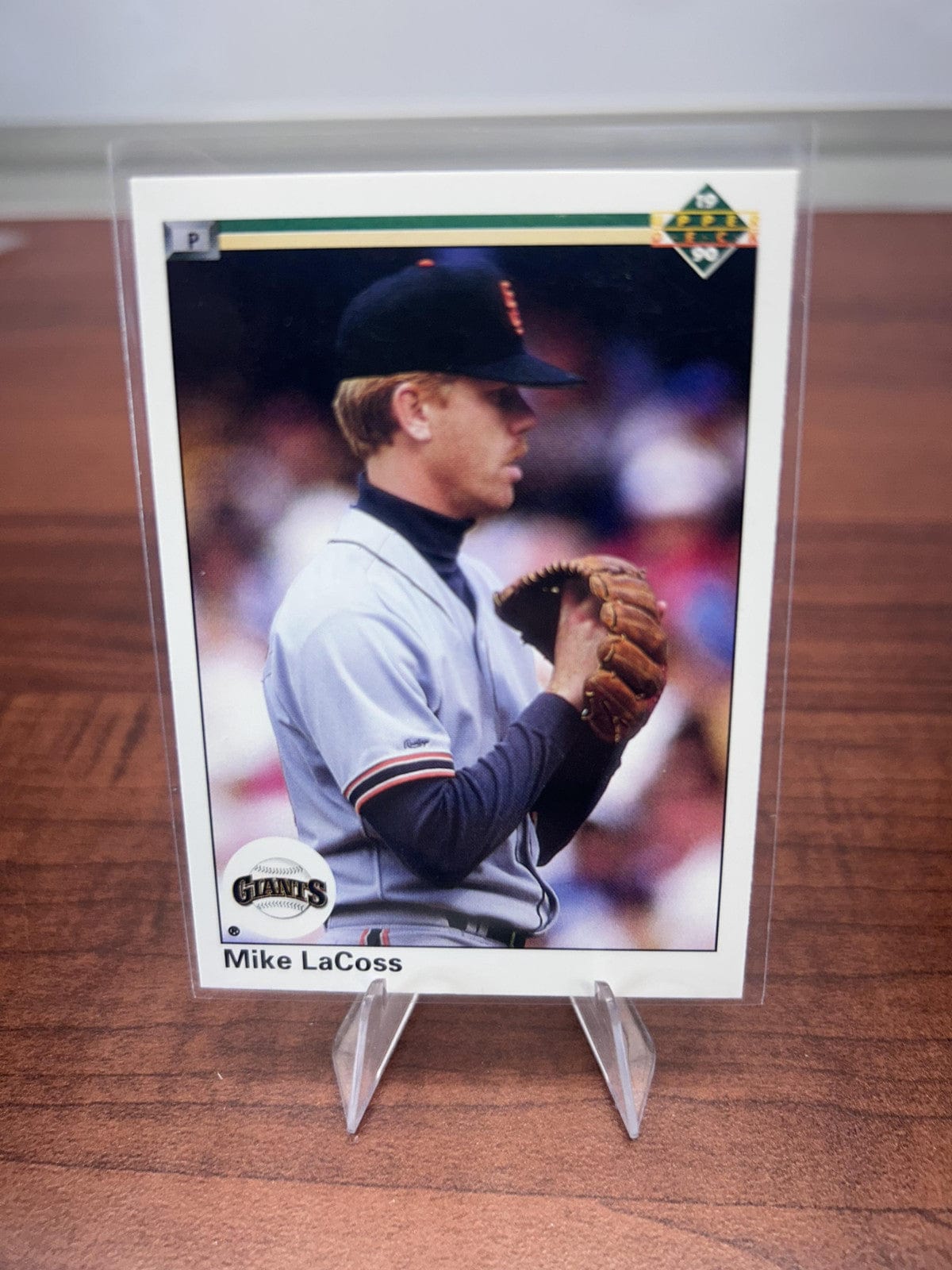Cheap Sneaks Footwear/Sports Cards Baseball Card Mike LaCoss 1990 Upper Deck #140a San Francisco Giants