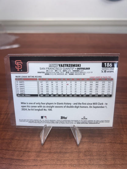 Cheap Sneaks Footwear/Sports Cards Baseball Card Mike Yastrzemski 2025 Topps #186 San Francisco Giants
