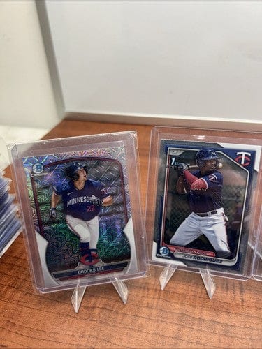 Cheap Sneaks Footwear/Sports Cards Baseball Card Minnesota Twins 2023/24 Bowman Chrome Lot (7)Lee,Jenkins,Acuna, Merced