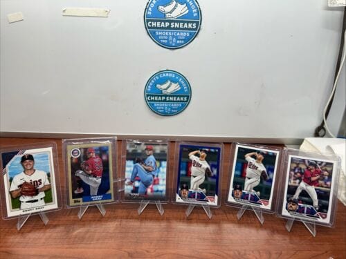 Cheap Sneaks Footwear/Sports Cards Baseball Card Minnesota Twins Lot Sonny Gray, Dylan Bundy, Matt Wallner RC 23 Topps