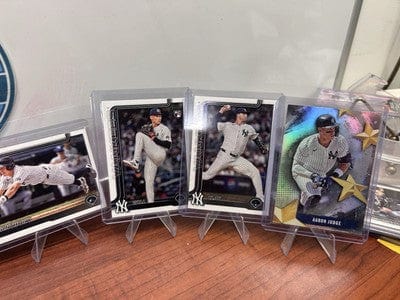 Cheap Sneaks Footwear/Sports Cards Baseball Card New York Yankees 2025 Topps Series 1 Lot Volpe, Judge, Chislom, Rice,C