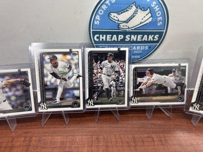 Cheap Sneaks Footwear/Sports Cards Baseball Card New York Yankees 2025 Topps Series 1 Lot Volpe, Judge, Chislom, Rice,C