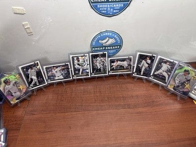 Cheap Sneaks Footwear/Sports Cards Baseball Card New York Yankees 2025 Topps Series 1 Lot Volpe, Judge, Chislom, Rice,C
