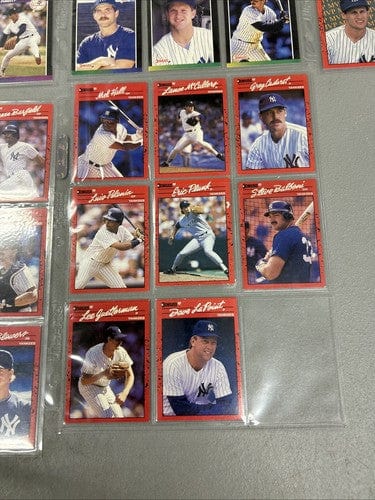 Cheap Sneaks Footwear/Sports Cards Baseball Card New York Yankees Team Set Starter Lot 1988, 1989, 1990 Donruss (71) Ca