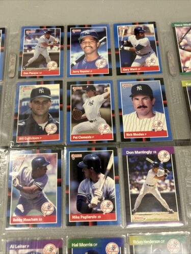 Cheap Sneaks Footwear/Sports Cards Baseball Card New York Yankees Team Set Starter Lot 1988, 1989, 1990 Donruss (71) Ca