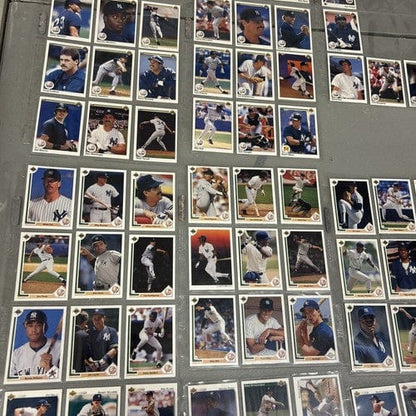 Cheap Sneaks Footwear/Sports Cards Baseball Card NY Yankees 1989, 1990, 1991, 1992 Upper Deck Team Set Builder 72 Cards