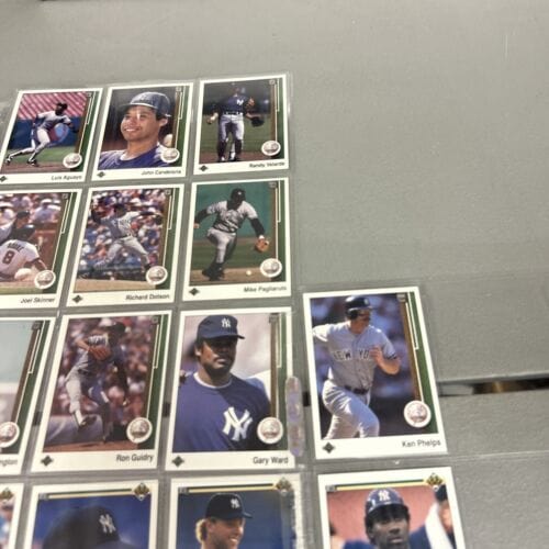Cheap Sneaks Footwear/Sports Cards Baseball Card NY Yankees 1989, 1990, 1991, 1992 Upper Deck Team Set Builder 72 Cards