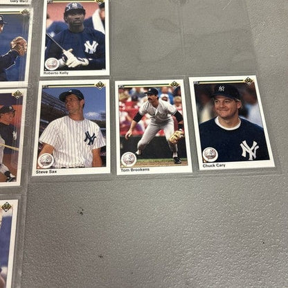 Cheap Sneaks Footwear/Sports Cards Baseball Card NY Yankees 1989, 1990, 1991, 1992 Upper Deck Team Set Builder 72 Cards
